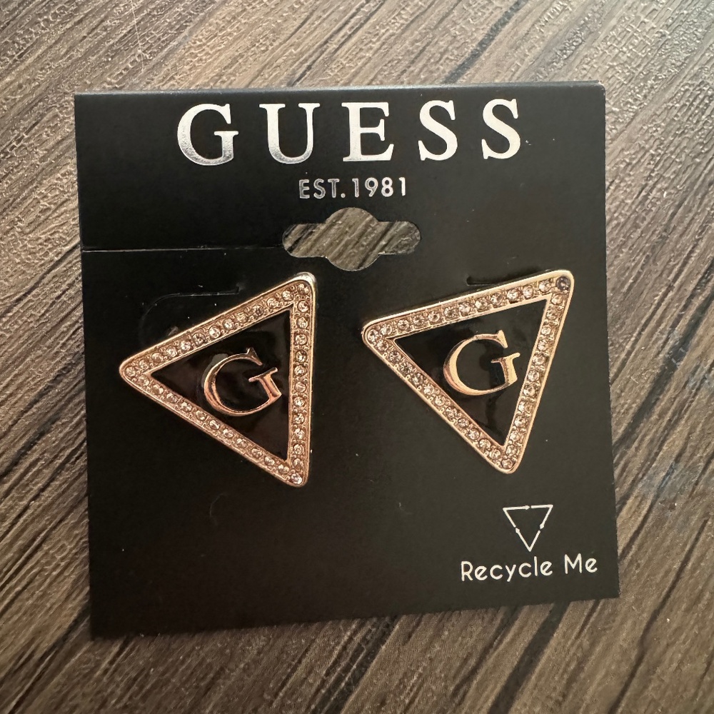 New Never Worn Guess Logo Earring